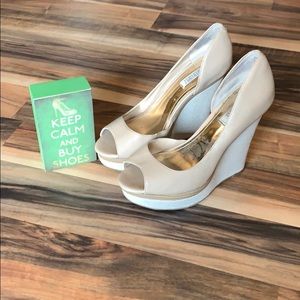 Jennifer Lopez sandals